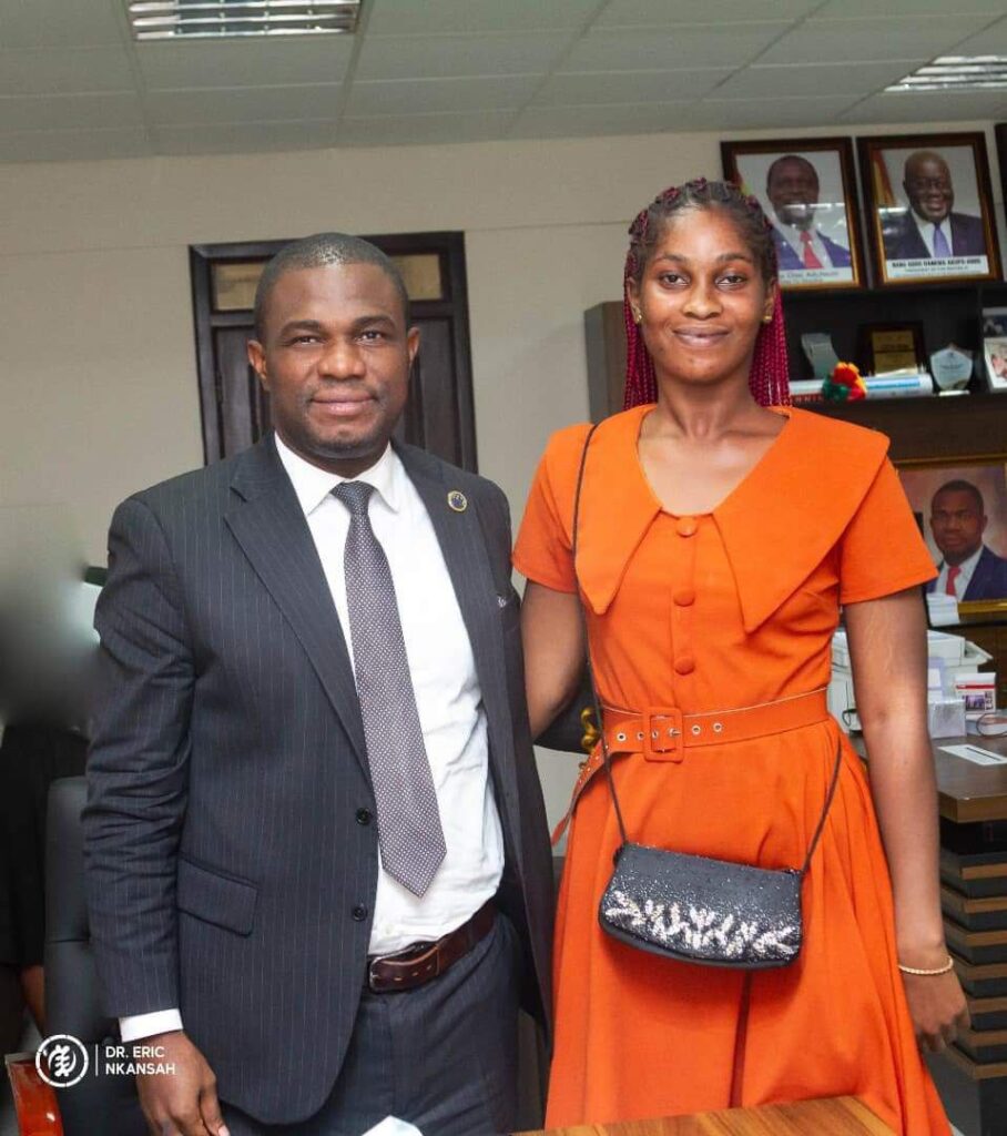 GES Director General Dr. Eric Nkansah Sponsors WAEC Awardee with 8 As Who is Not in School Over Lack of Funds